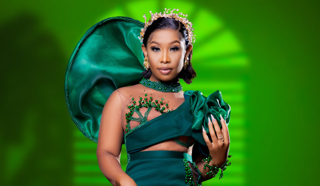 Little-known details about Phoina, the boss babe and ultimate juggler