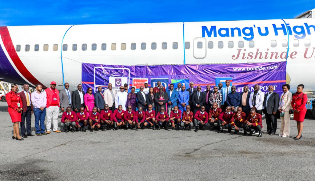 Kenya Airways Donates Boeing 737-700 NG to Mang’u High School
