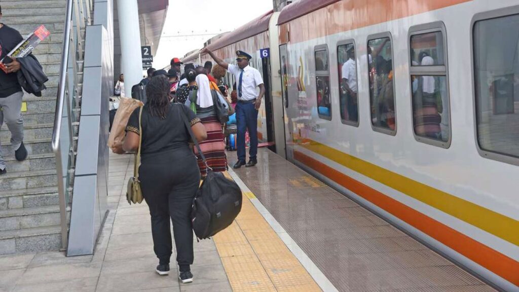 Kenyans Stranded After Summer Tides as Kenya Railways Cancels Late Night Train