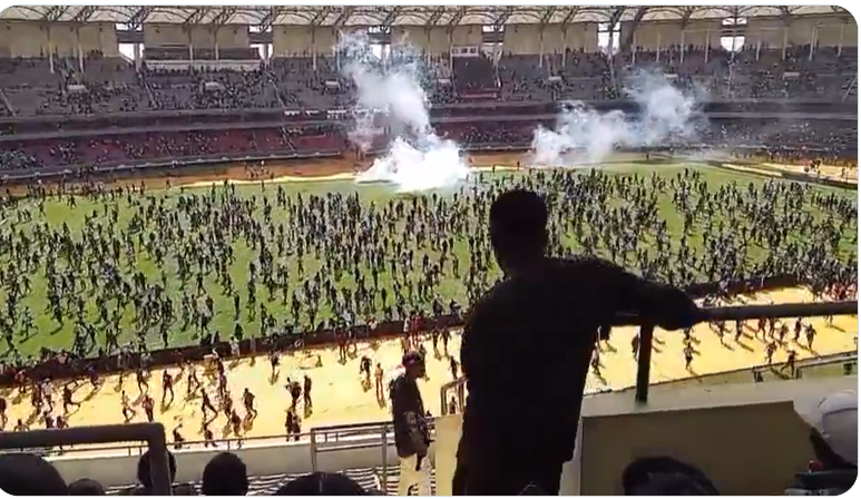 Chaos at Kasarani as Police Lob Teargas to Disperse Mourners During Raila Odinga’s Body Viewing